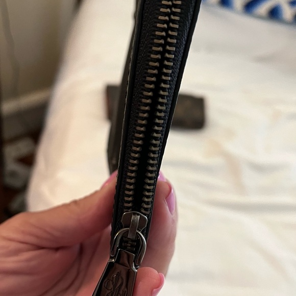 Cole Haan  wristlet new - Picture 5 of 6